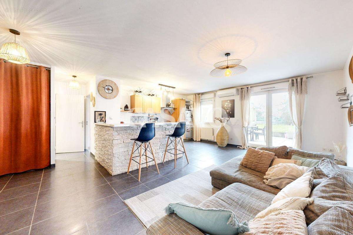 Appartement à LYON-8E