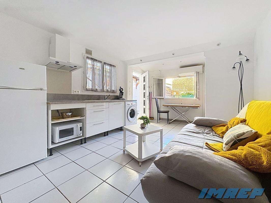 Appartement à MARSEILLE-9E