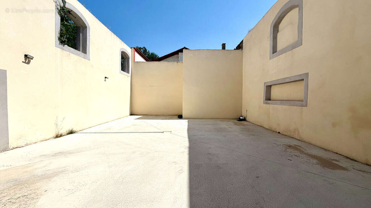 Appartement à SORGUES
