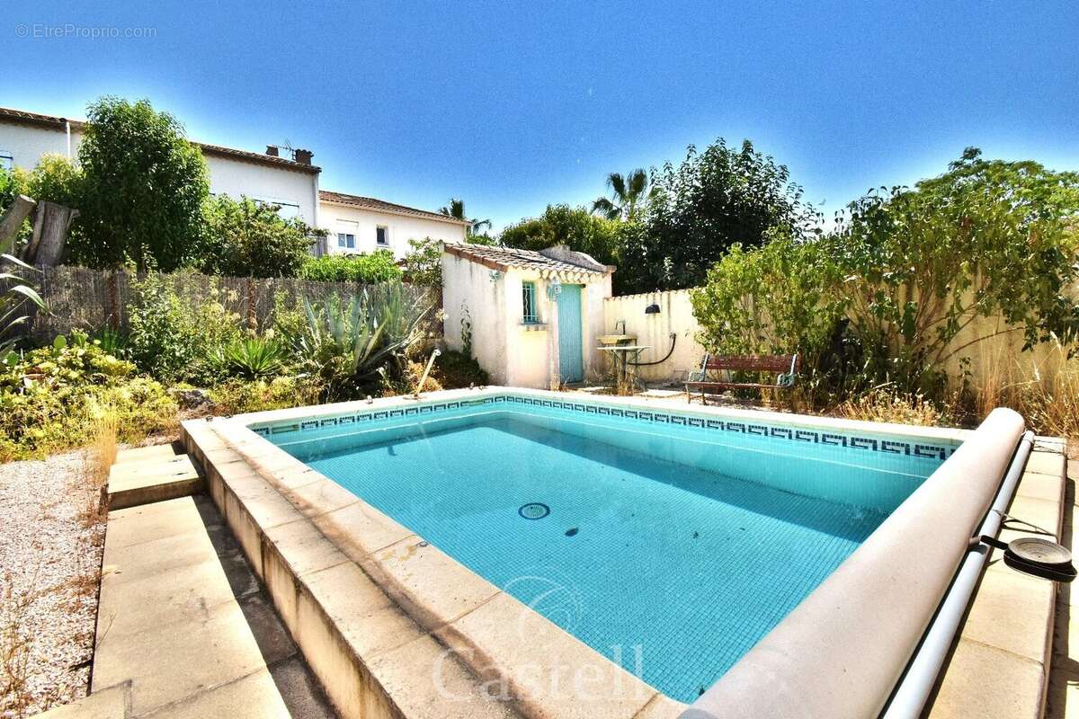 Villa traditionnelle T4, garage et piscine au calme... - photo 3