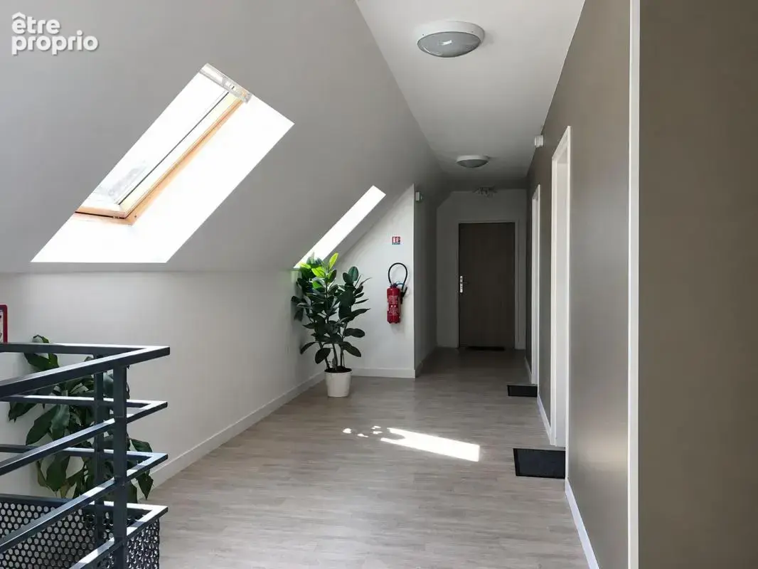 Compiègne centre-ville – 6 logements étudiants meublés + 5 parkings – investissement parahôtelier - photo 4