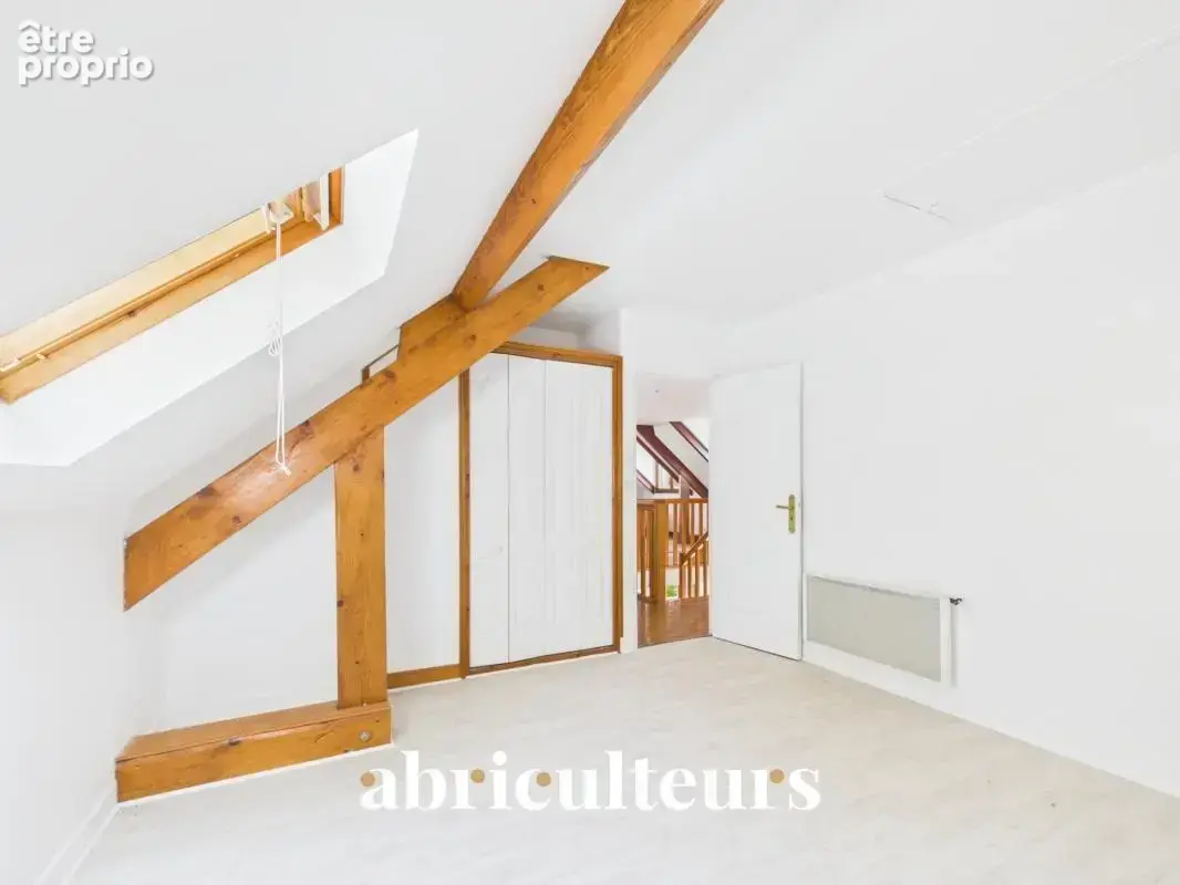 Maison familiale lumineuse avec grand jardin, terrasse et 5 chambres à Saint-Leu-la-Forêt (95320) - photo 20