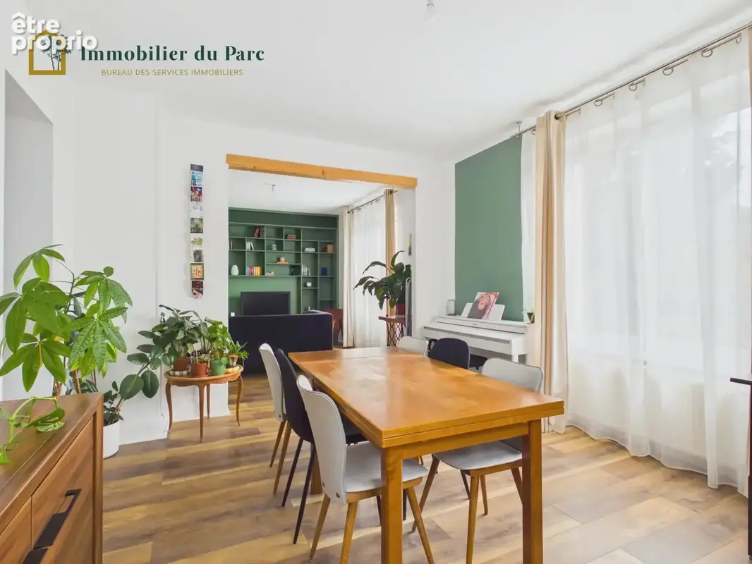 Belfort - Grand T2 de 62 m² en maison de maître - Très bon état, aucuns travaux - photo 1
