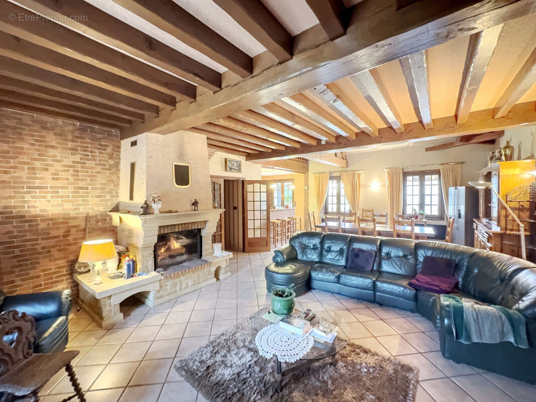 Maison à TOULON-SUR-ALLIER