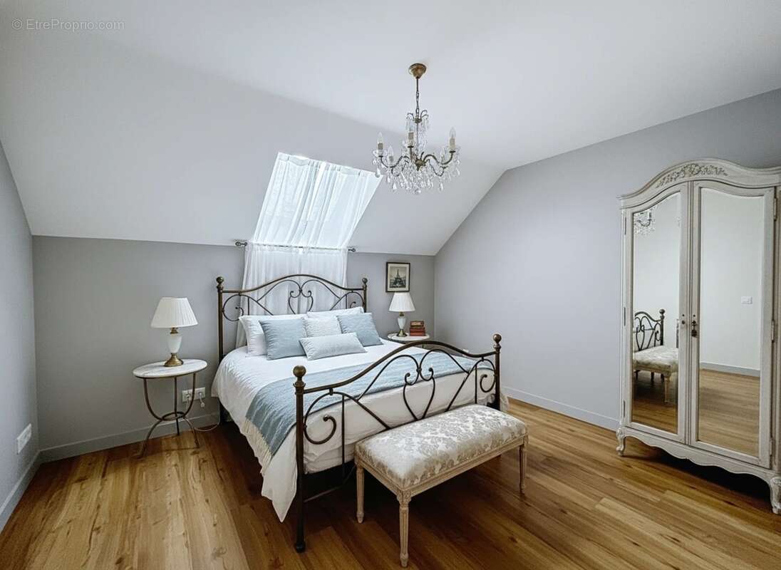 COURDEMANCHE (72)Maison de plain-pied 59m²-cebtre-bourg-jardin - garage- cave - photo 8
