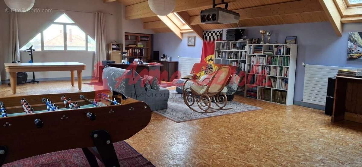 Maison à MONTMORILLON