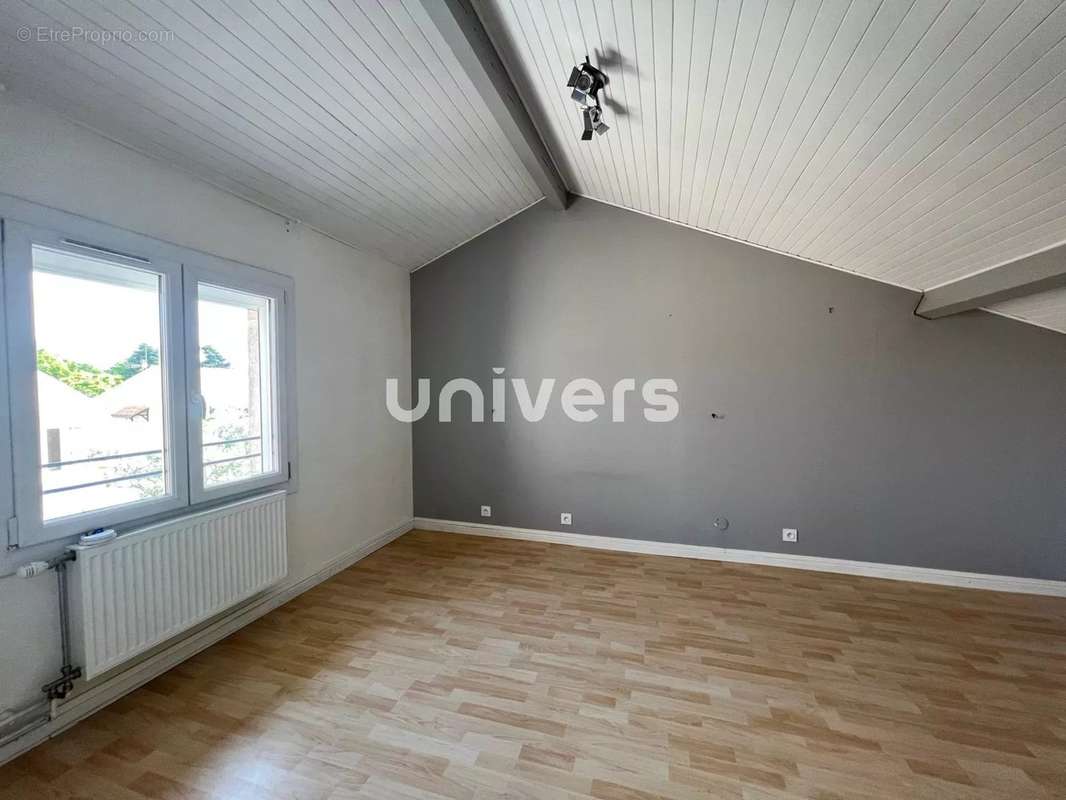 Maison à PORTES-LES-VALENCE