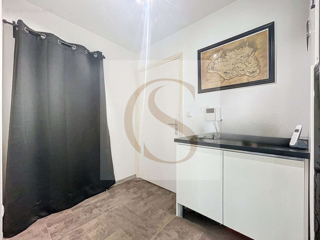 Appartement à PUGET-SUR-ARGENS