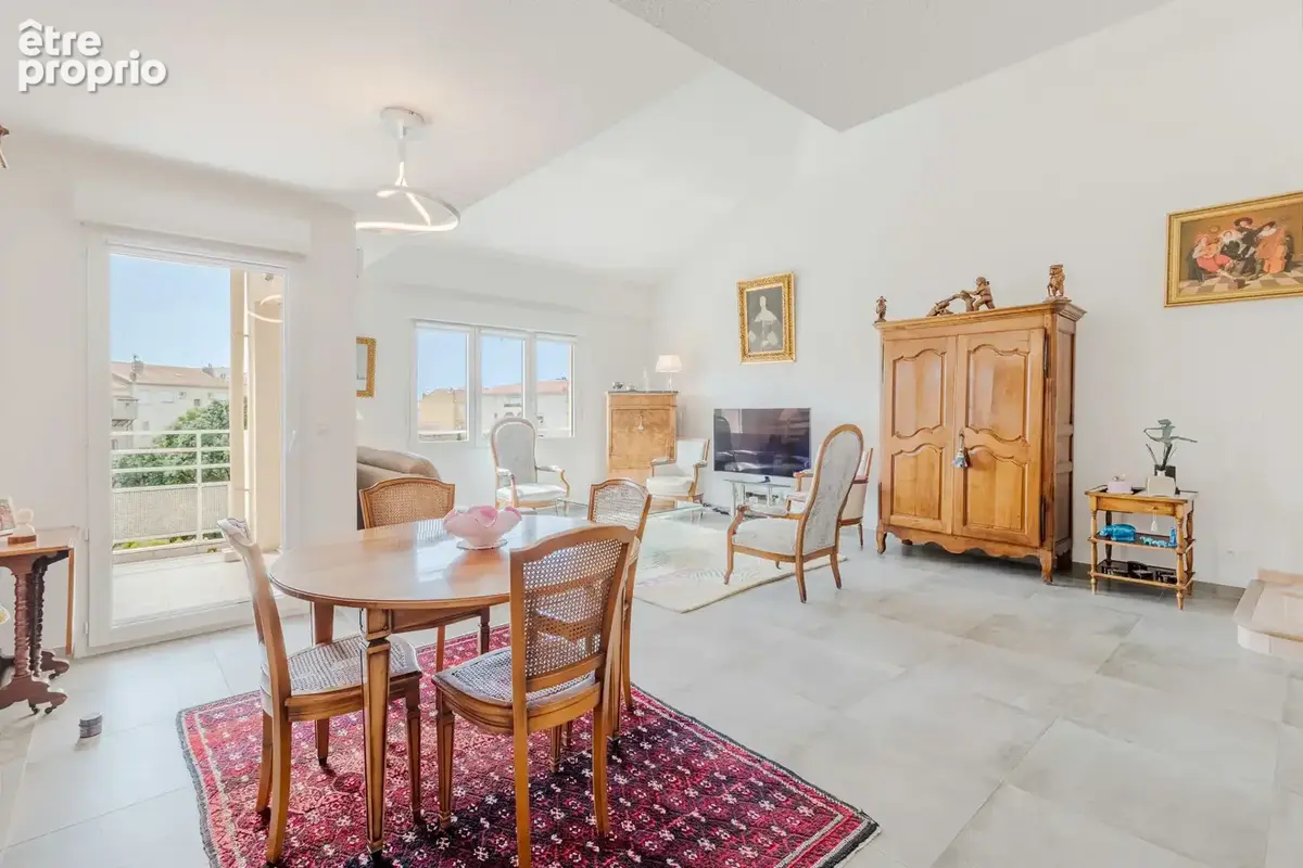 Appartement à SAINT-RAPHAEL
