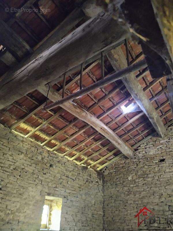 Maison à FAYL-BILLOT