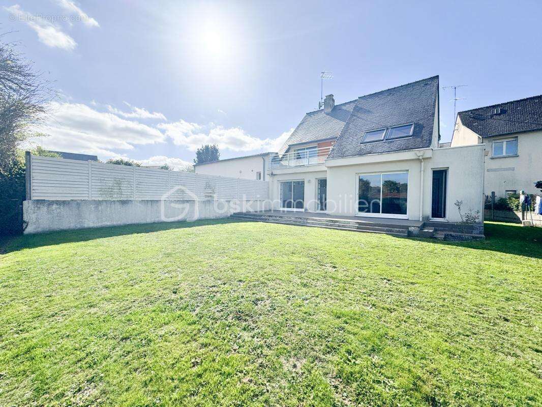 Maison à NOYAL-SUR-VILAINE