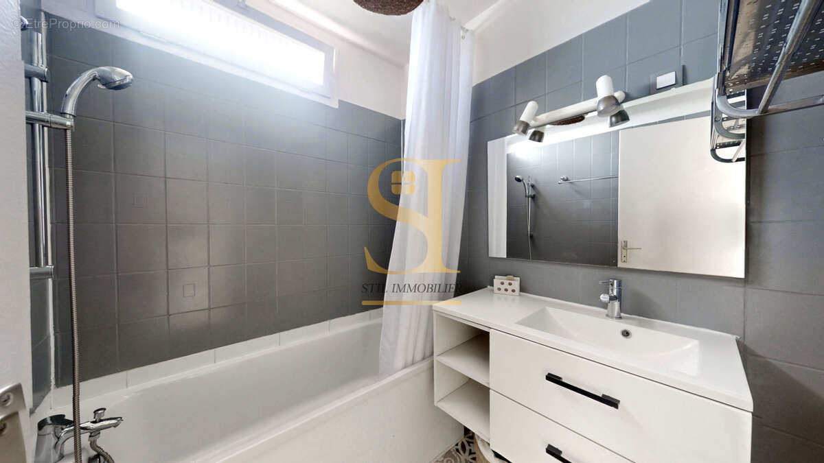 Appartement à CORBEIL-ESSONNES