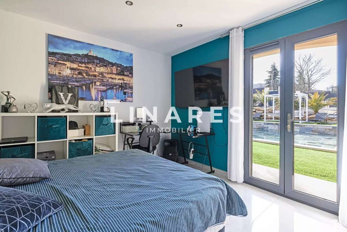 Maison à PLAN-D'AUPS-SAINTE-BAUME