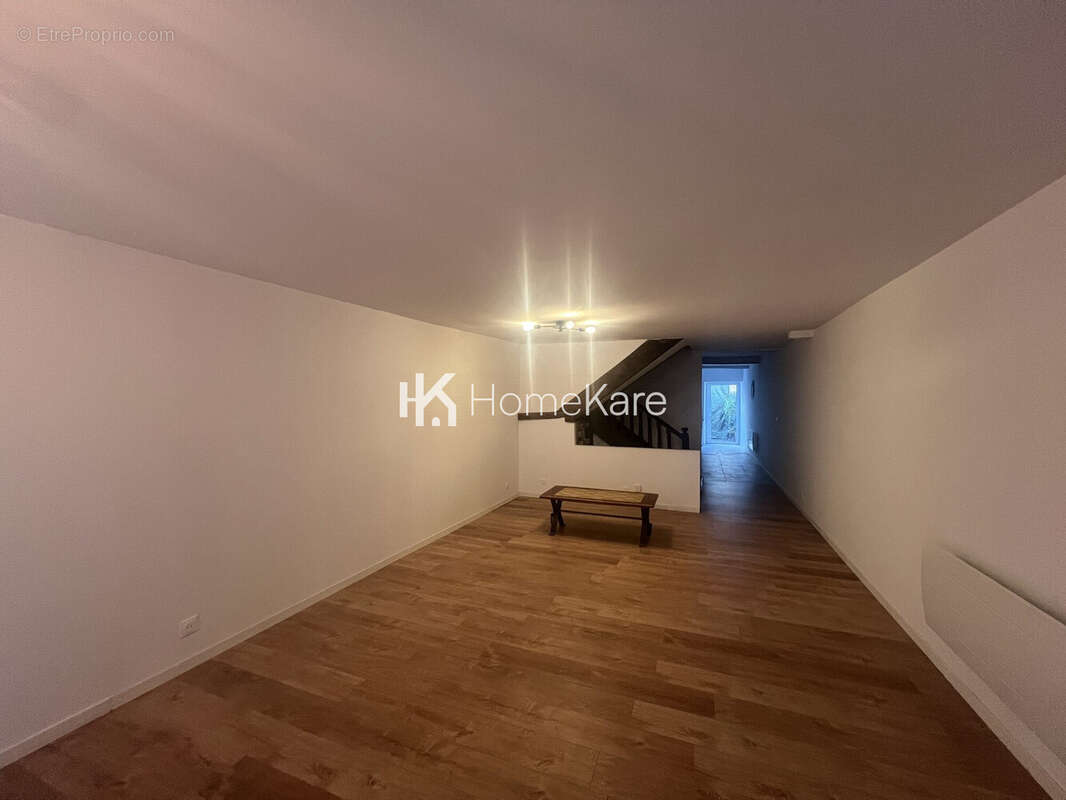 Maison à L&#039;ISLE-EN-DODON