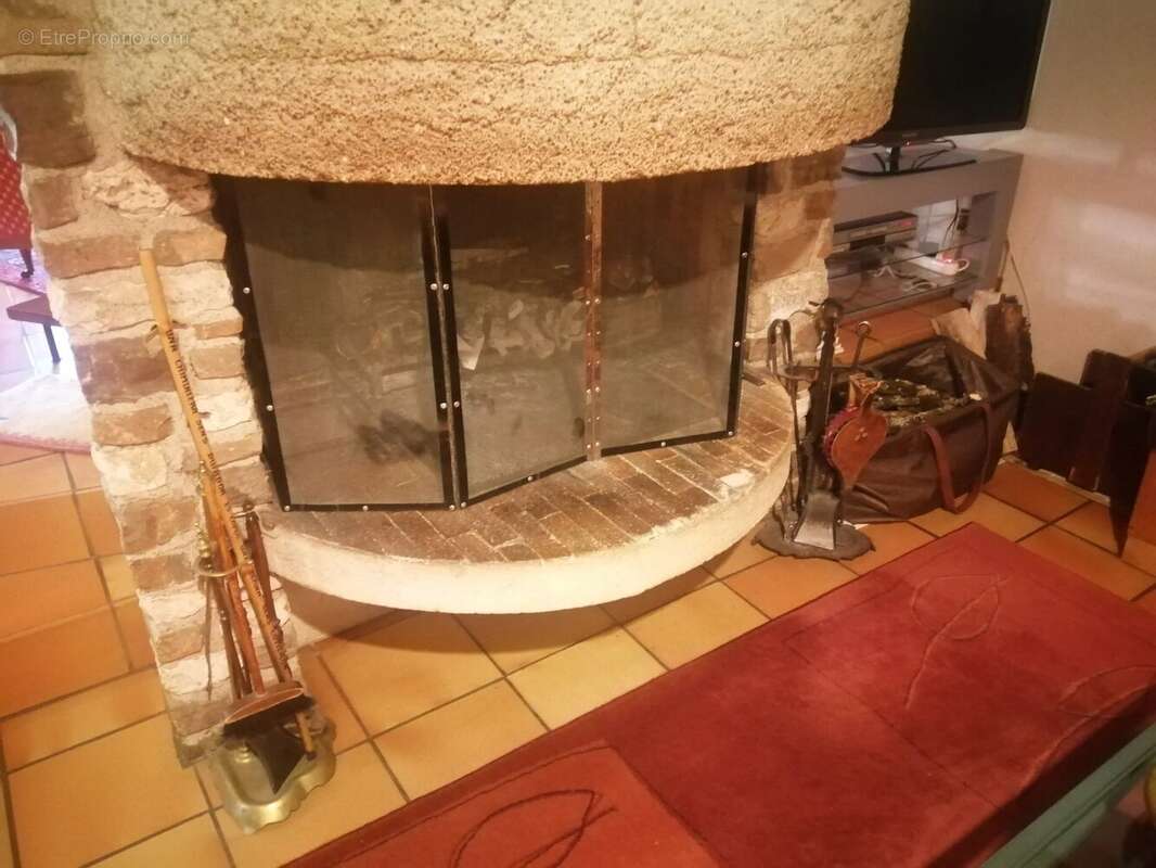 Maison à SAINT-BEAUZILE