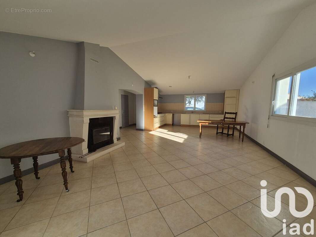 Photo 3 - Maison à CLAVETTE