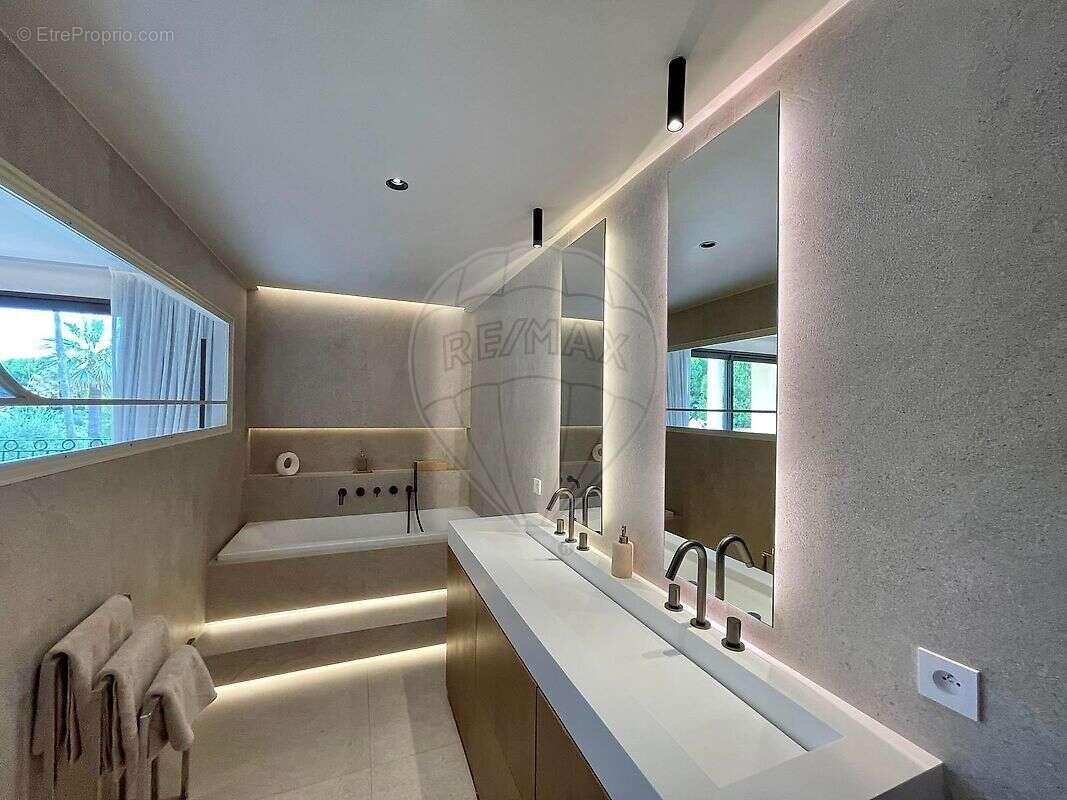 Appartement à SAINT-JEAN-CAP-FERRAT