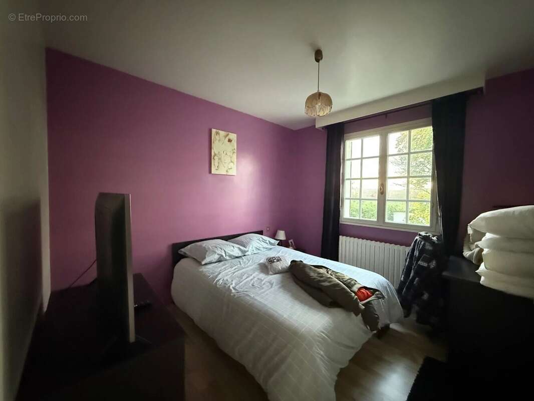 Maison à BREUX-JOUY