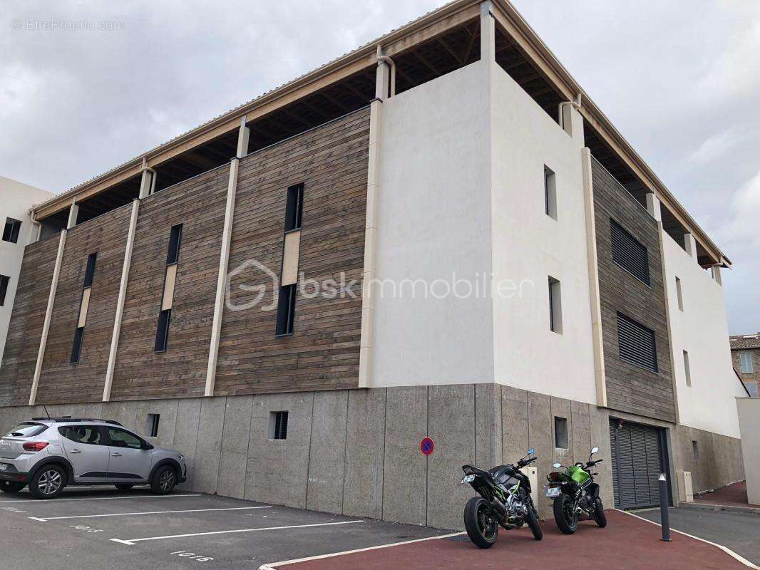 Appartement à LE MUY