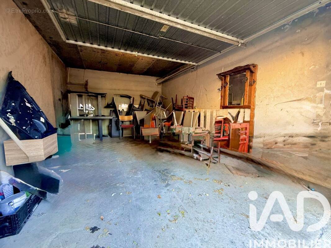 Photo 1 - Parking à AVIGNON