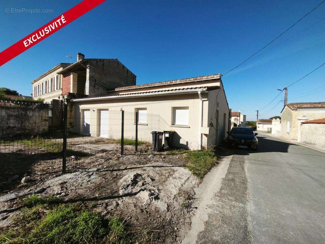 Maison à SAINT-ESTEPHE