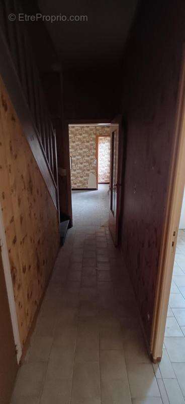 DENAIN  472 rue de Turenne - photo 3