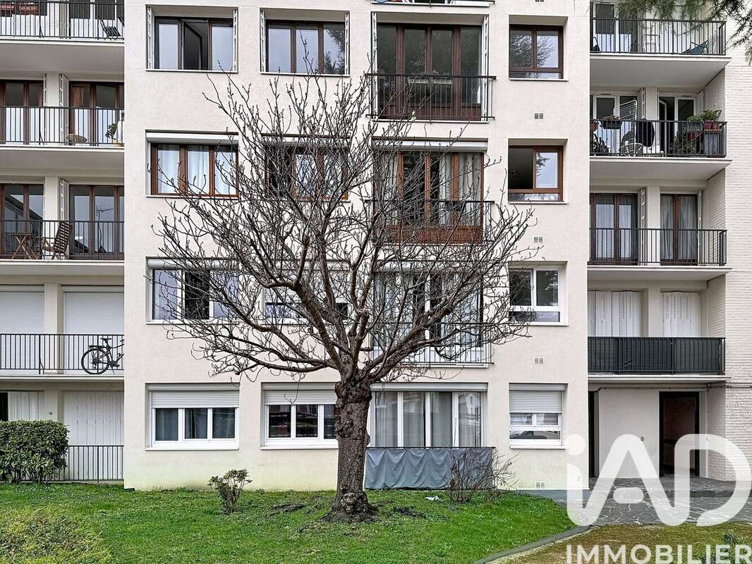 Appartement 54 m² à Viroflay  - photo 9