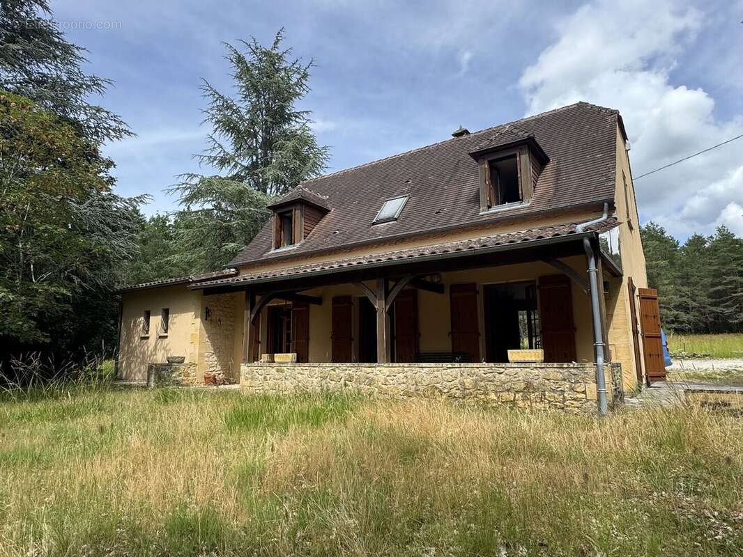 Maison indépendante au calme avec terrain boisé proche commerces - photo 2