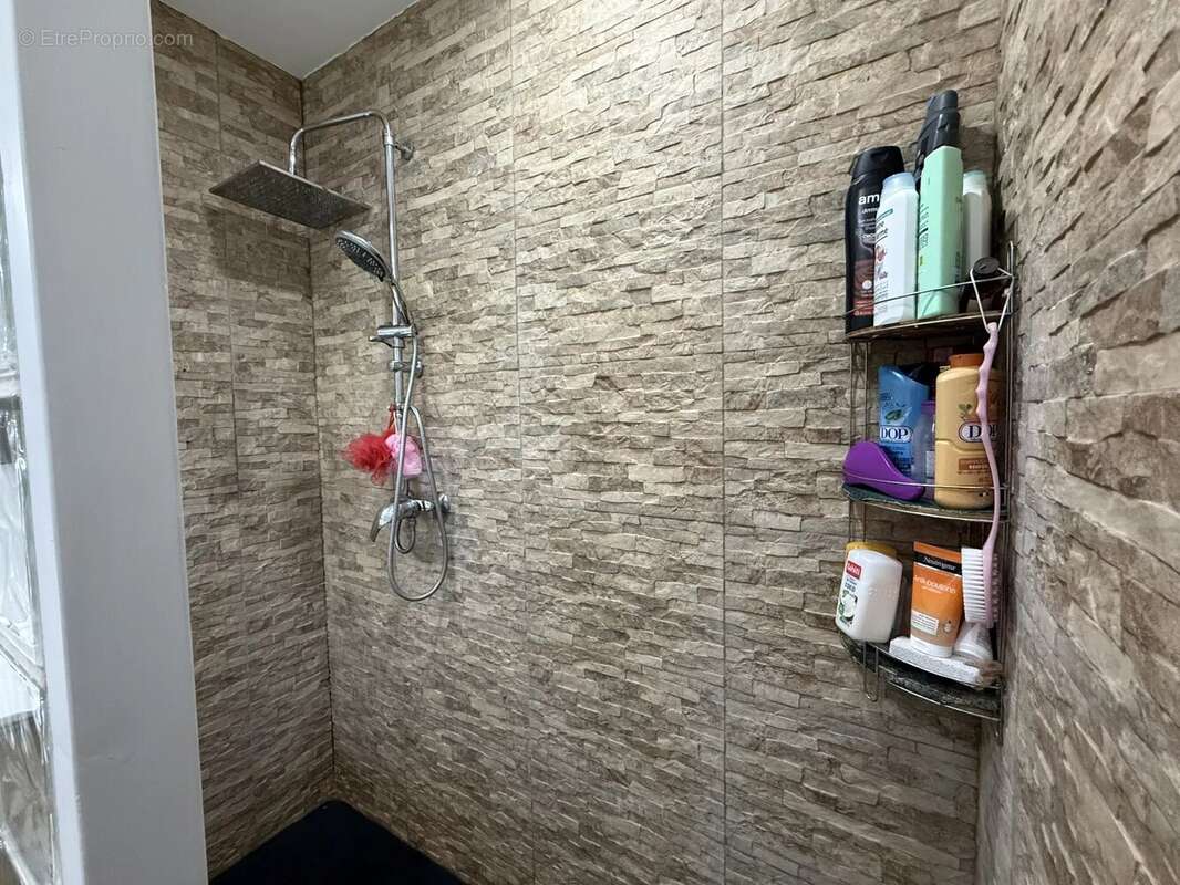 Maison à VILLENEUVE-LA-GUYARD