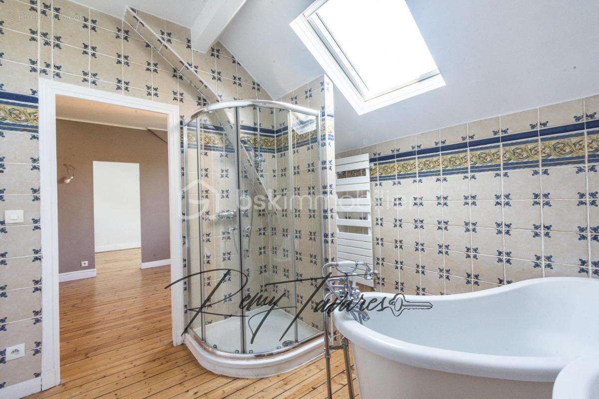 EXCLUSIVITÉ - Elégante Maison en Pierre de Meulière avec Grand Jardin - 5 min à pied de la Gare - photo 19