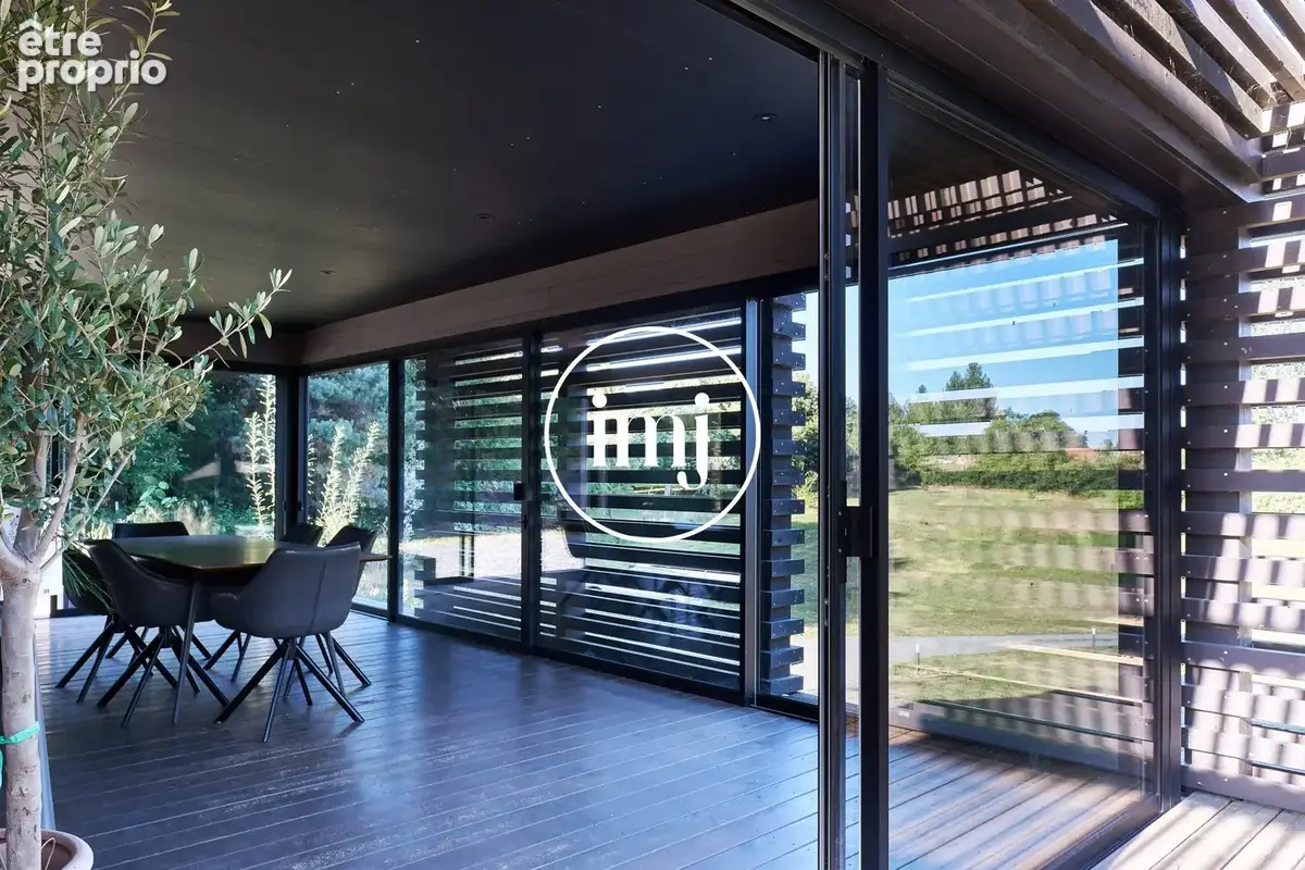Maison 176 m² à Saint-Yrieix-La-Perche  - photo 8
