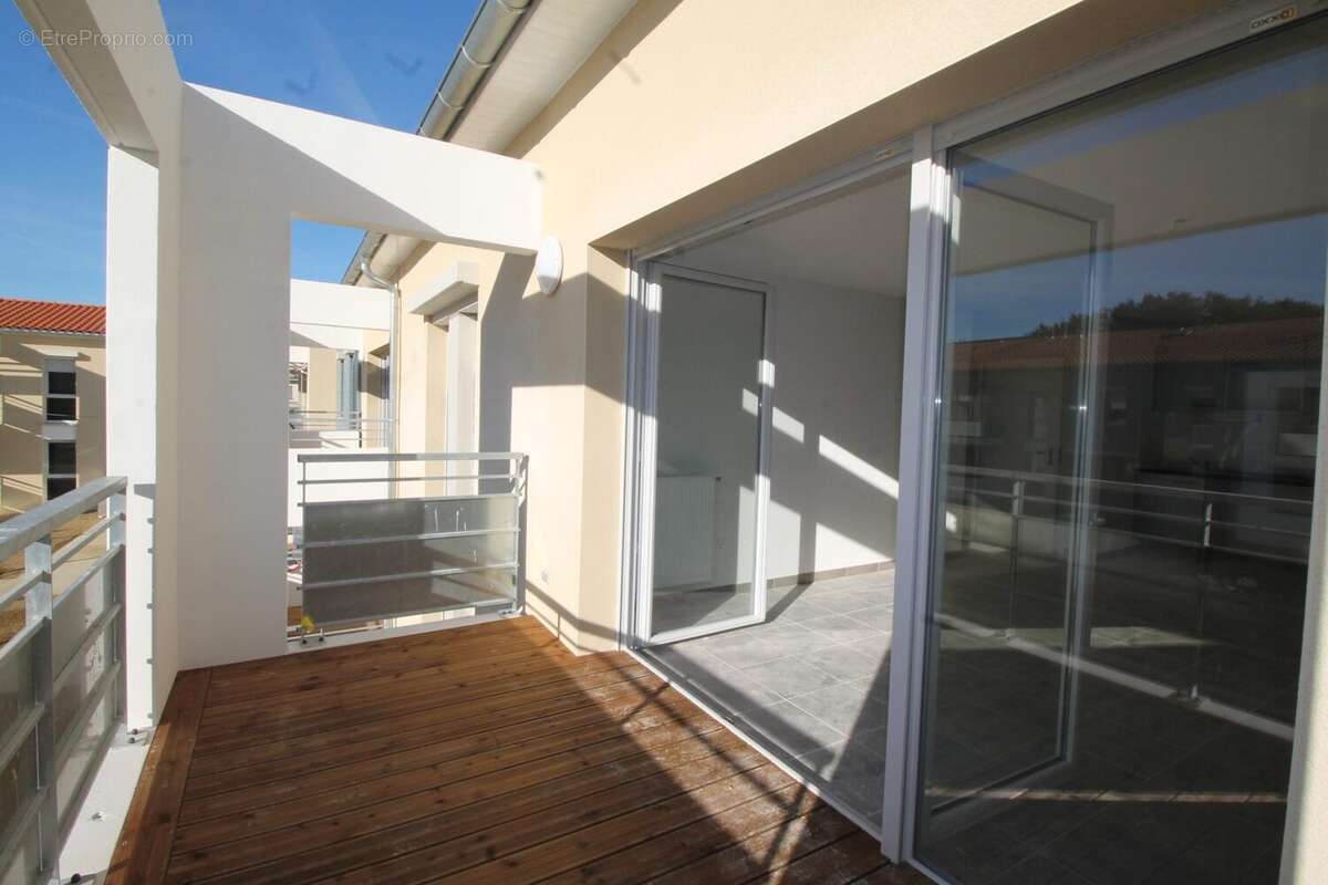 Appartement à CORNEBARRIEU