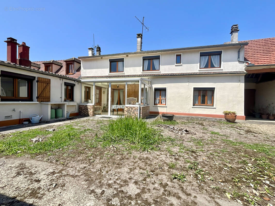 Maison à HOUDANCOURT