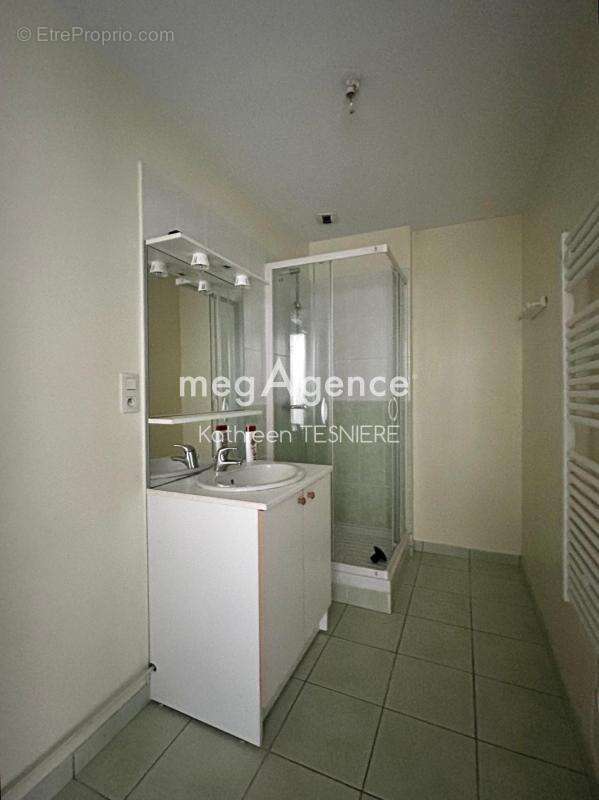 Appartement à FOUGERES