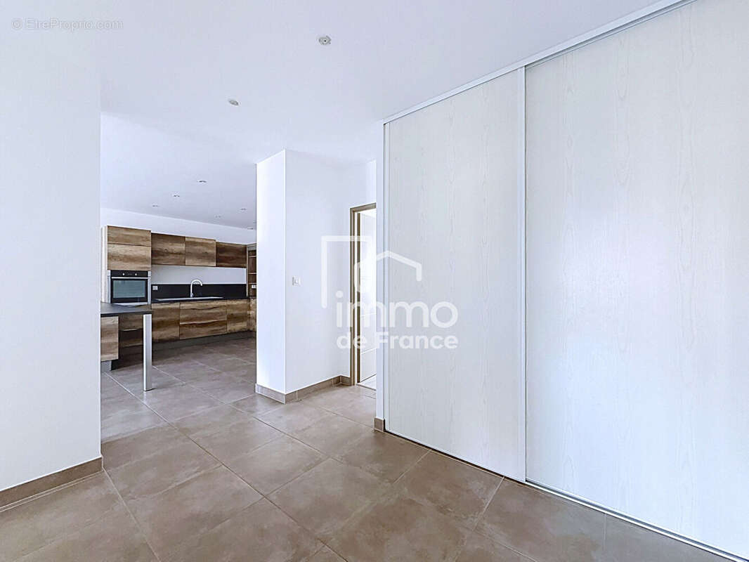 Appartement à BELLEGARDE-SUR-VALSERINE