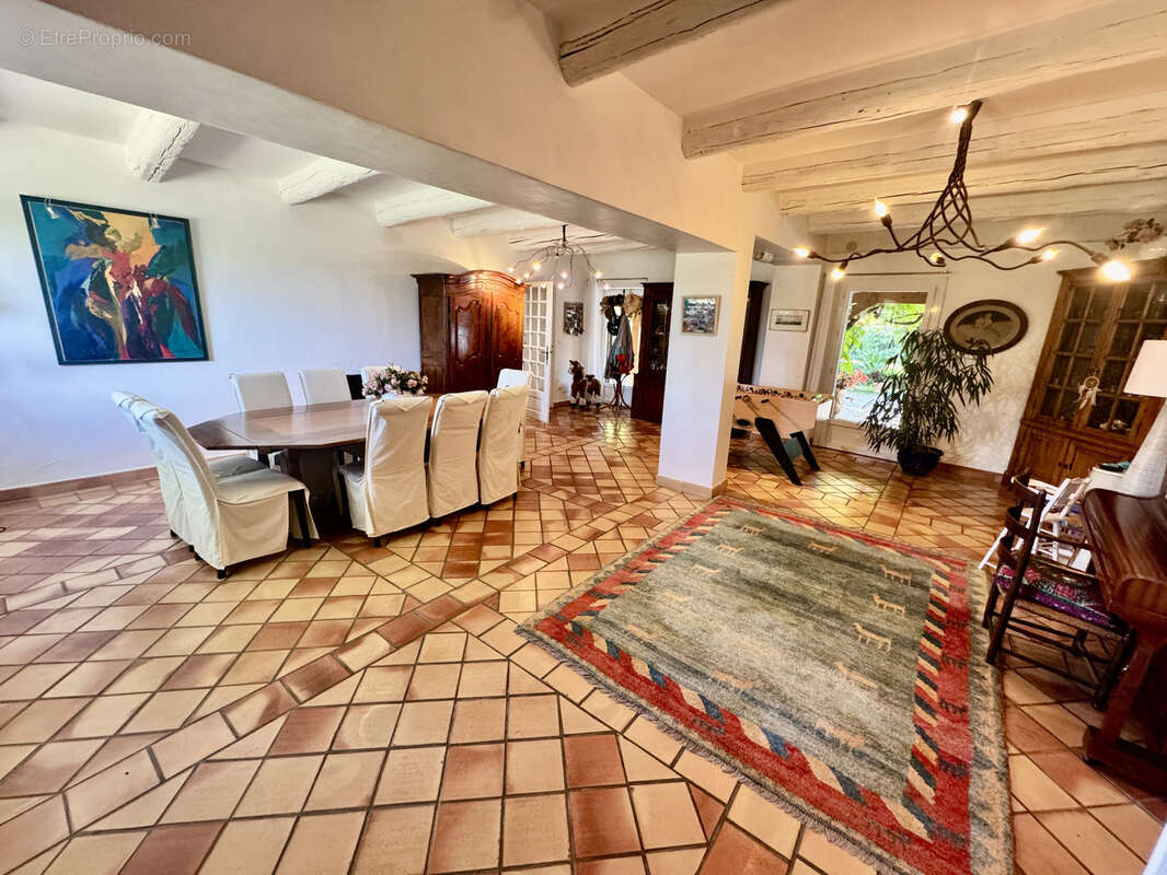 Maison à PIOLENC