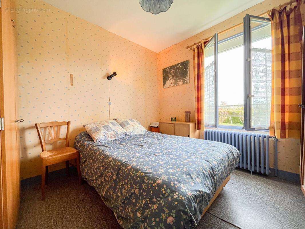 Maison à JEU-MALOCHES