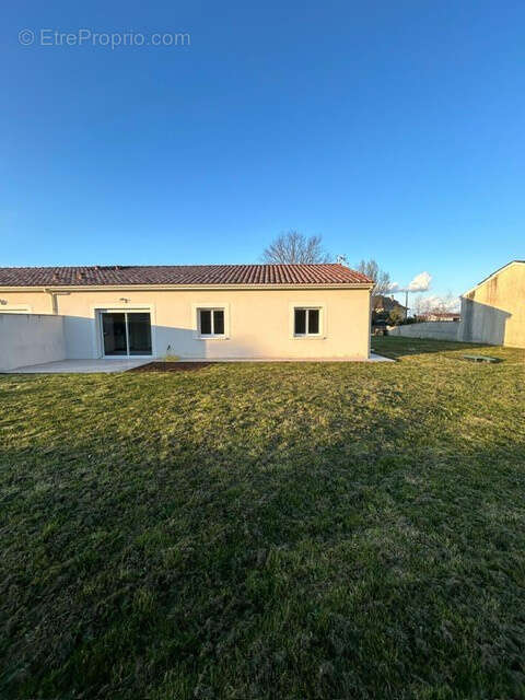 Maison à SAINTE-LIVRADE-SUR-LOT
