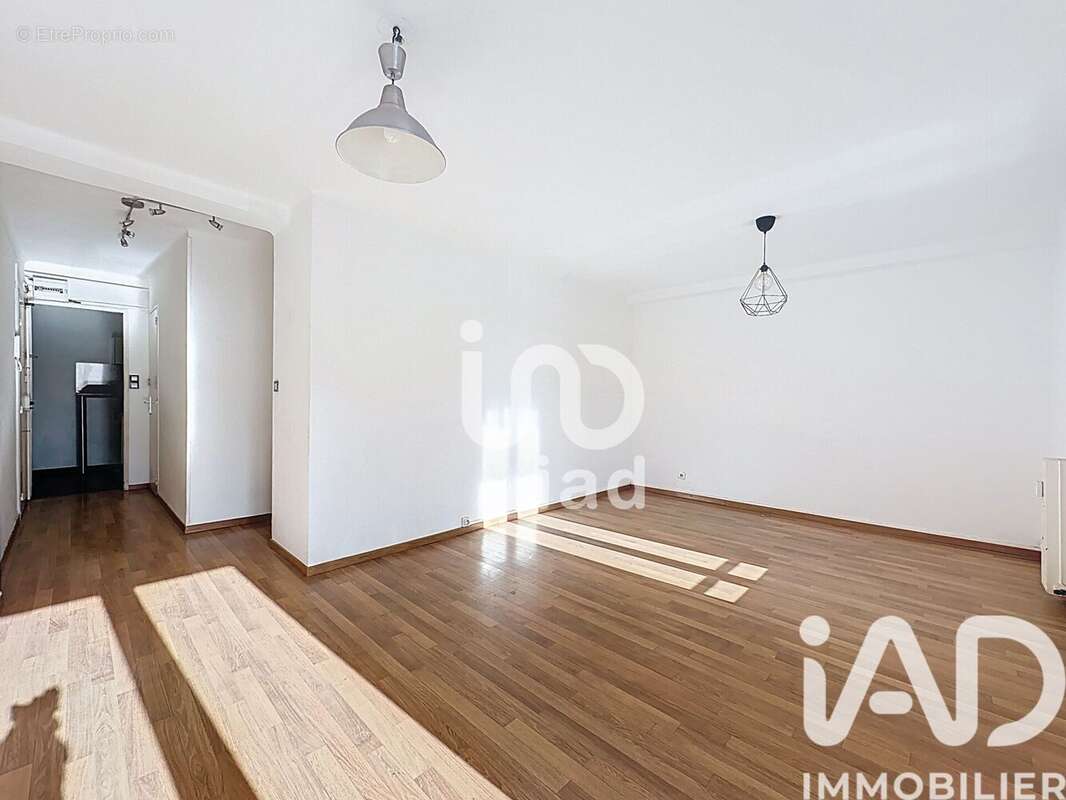 Photo 2 - Appartement à MARSEILLE-10E