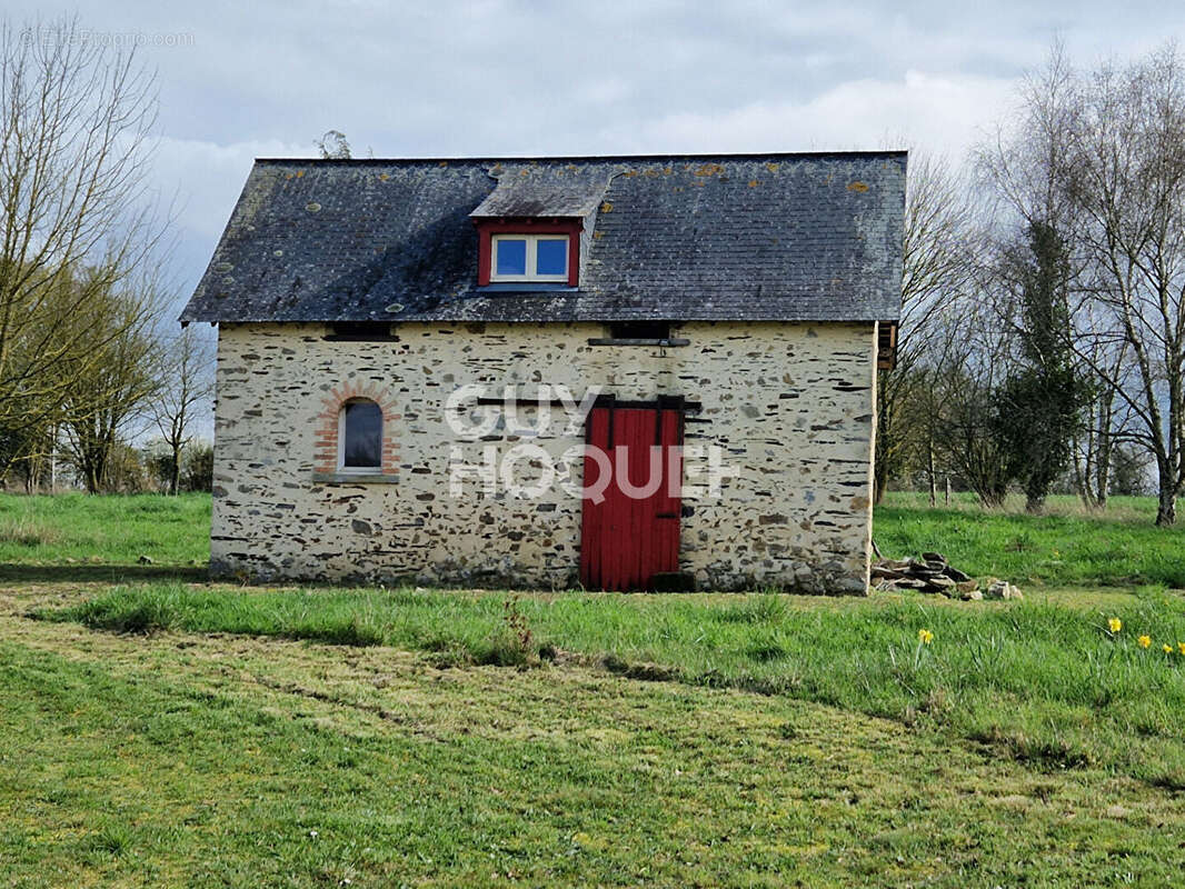 Maison à LA JAILLE-YVON