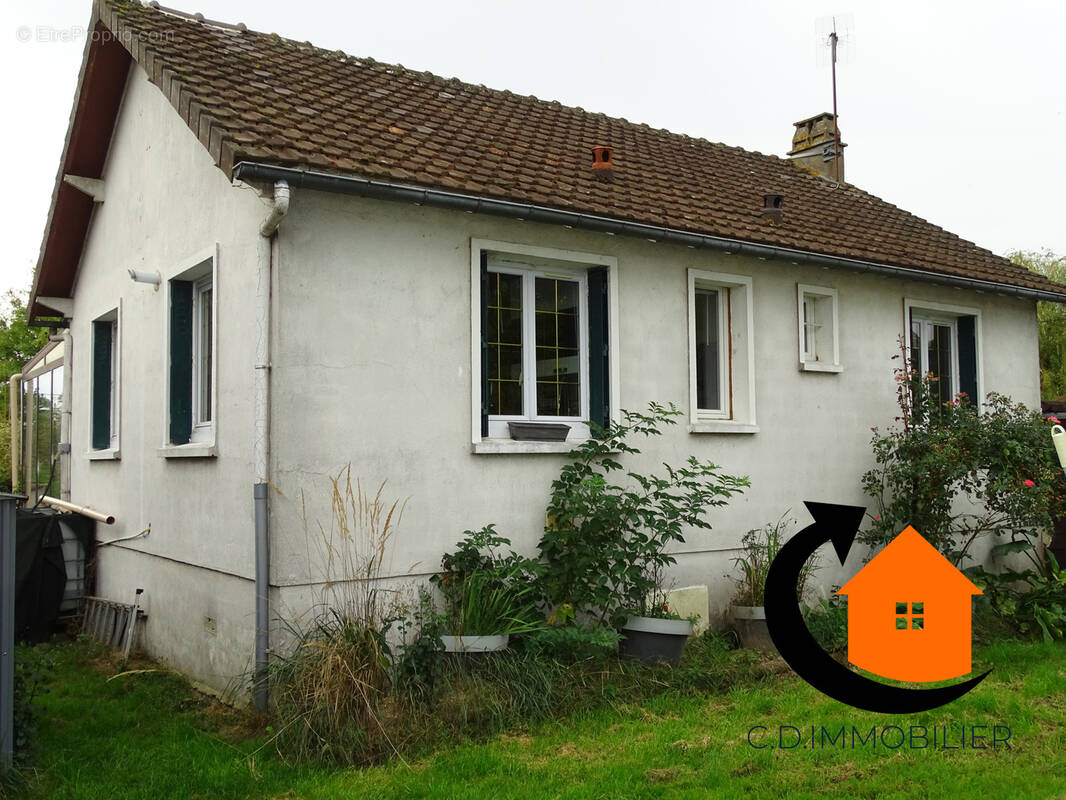 Maison à LE FAVRIL