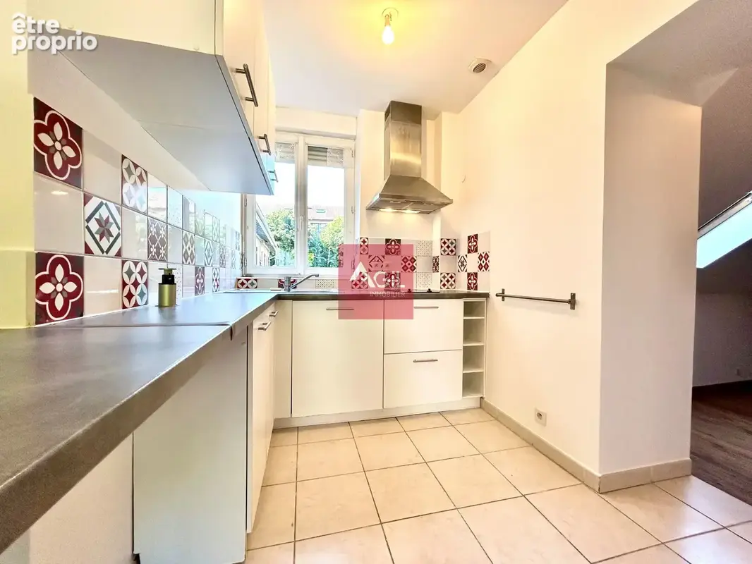 GRENOBLE - Rue Beethoven : Lot de trois appartements. - photo 3