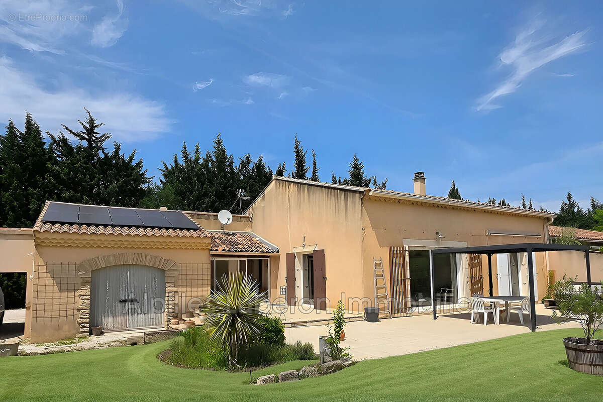 Maison à EYGALIERES