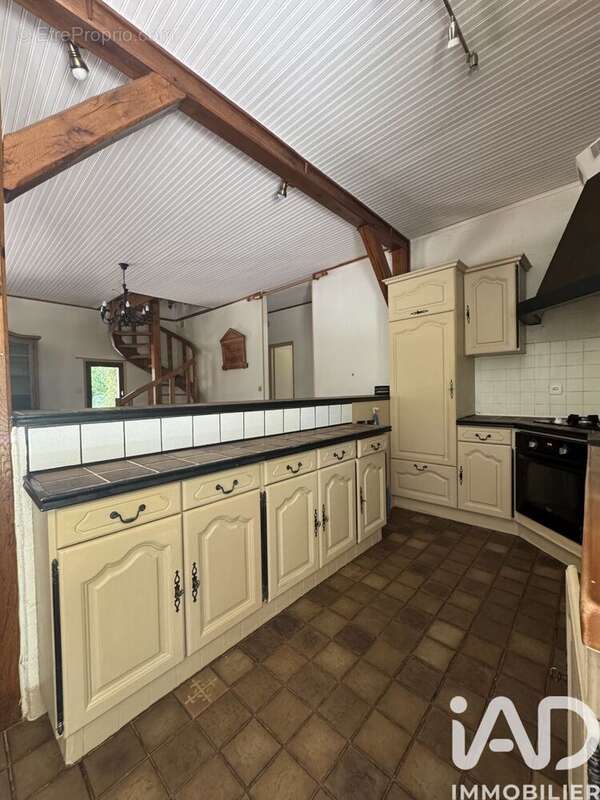 Maison 118 m² à Saint-Florent-Sur-Cher  - photo 6