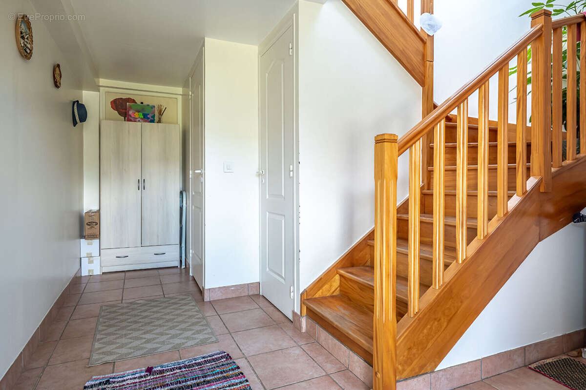 Maison à CHENNEVIERES-SUR-MARNE