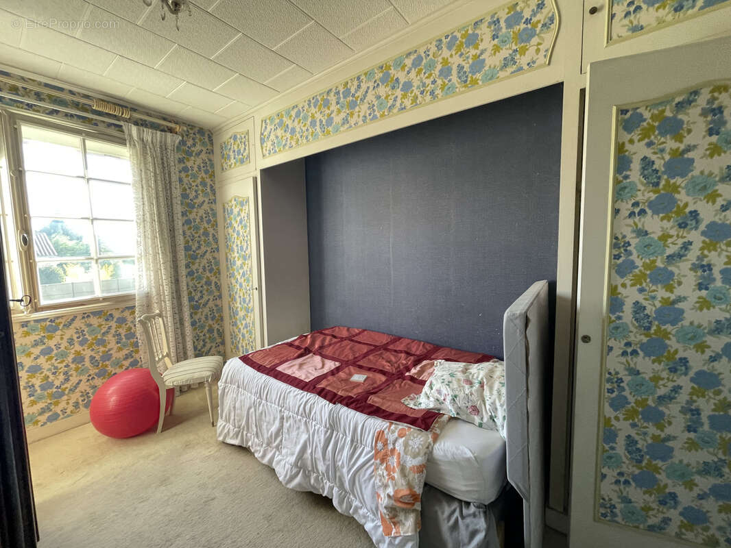 Maison à L&#039;ISLE-D&#039;ESPAGNAC