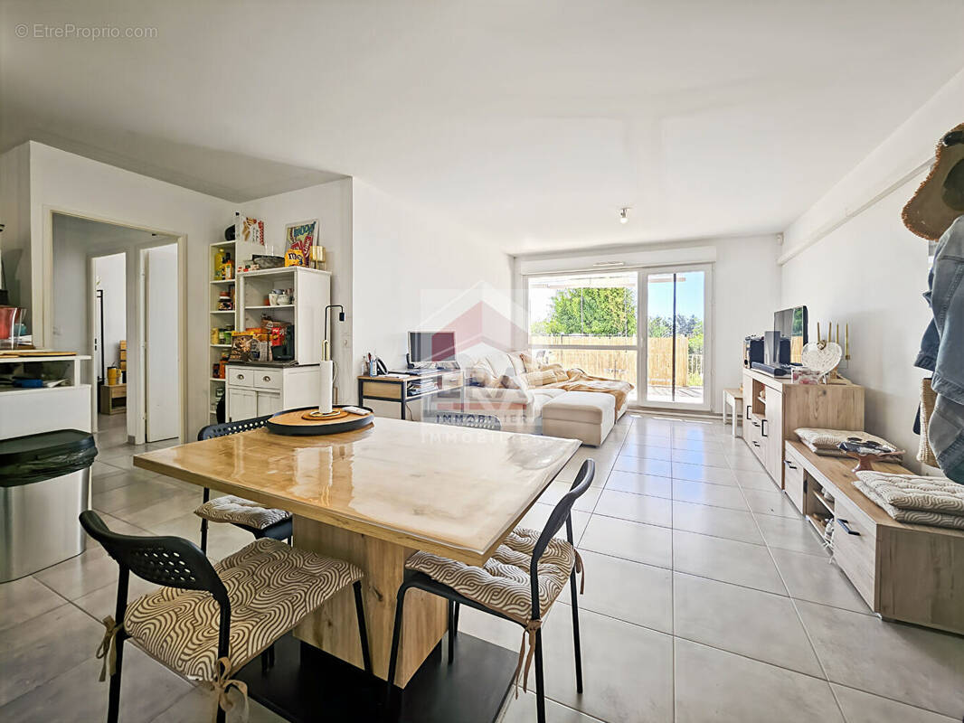 Appartement à MARSEILLE-16E