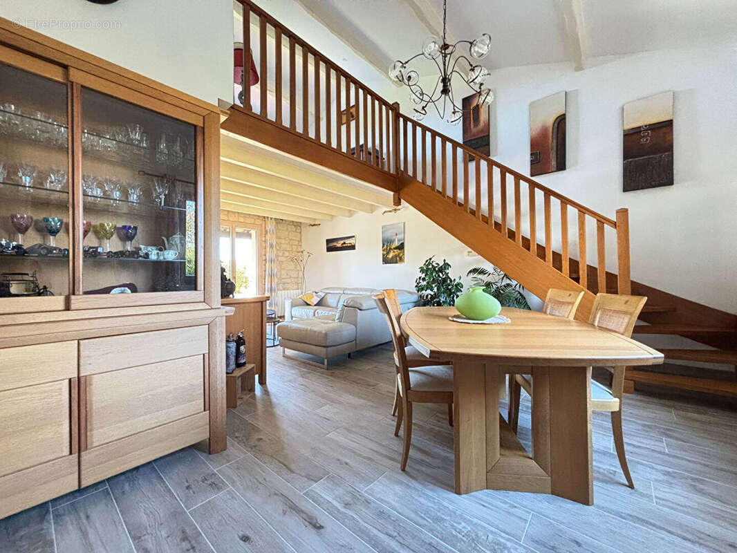 Maison à SAINT-SULPICE-DE-ROYAN