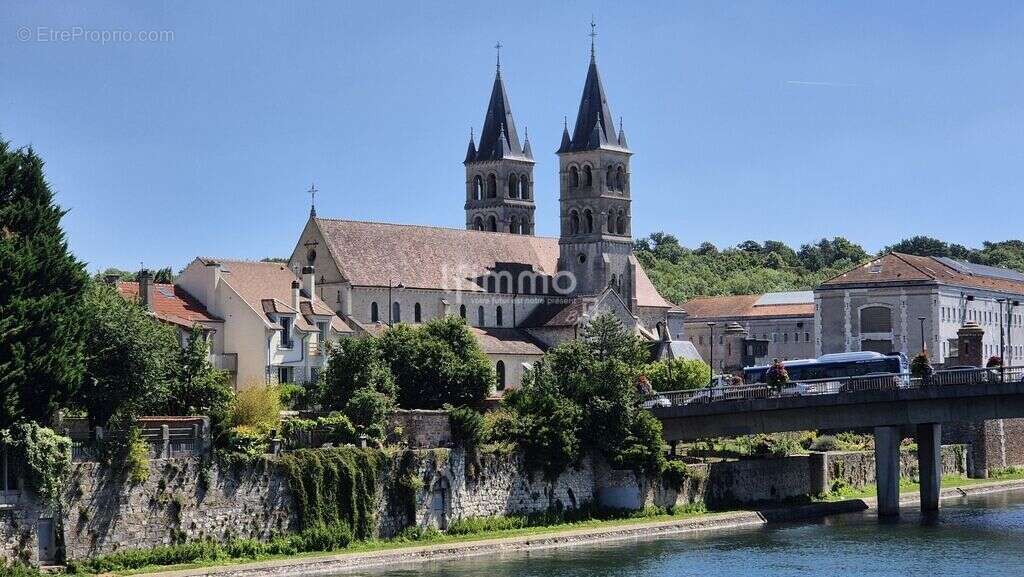 Appartement à MELUN