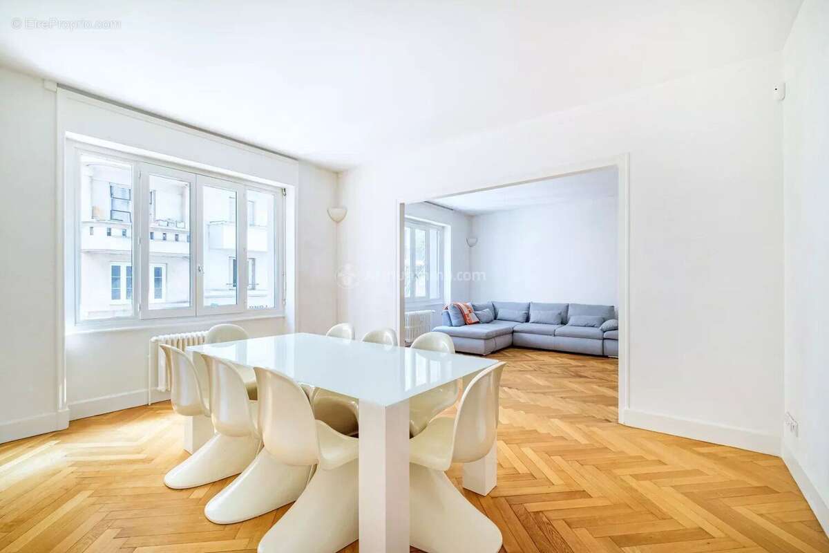 Appartement à LYON-6E